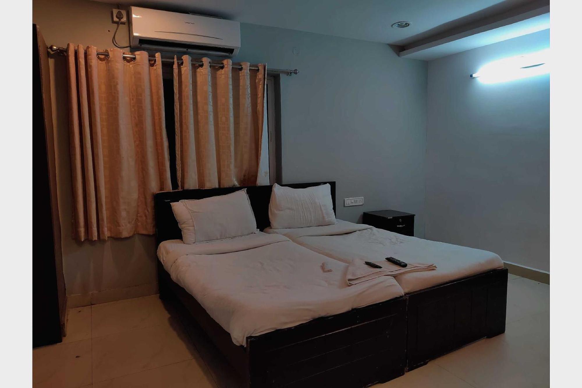 Hotel O White Solitaire Ludhiana Exterior photo
