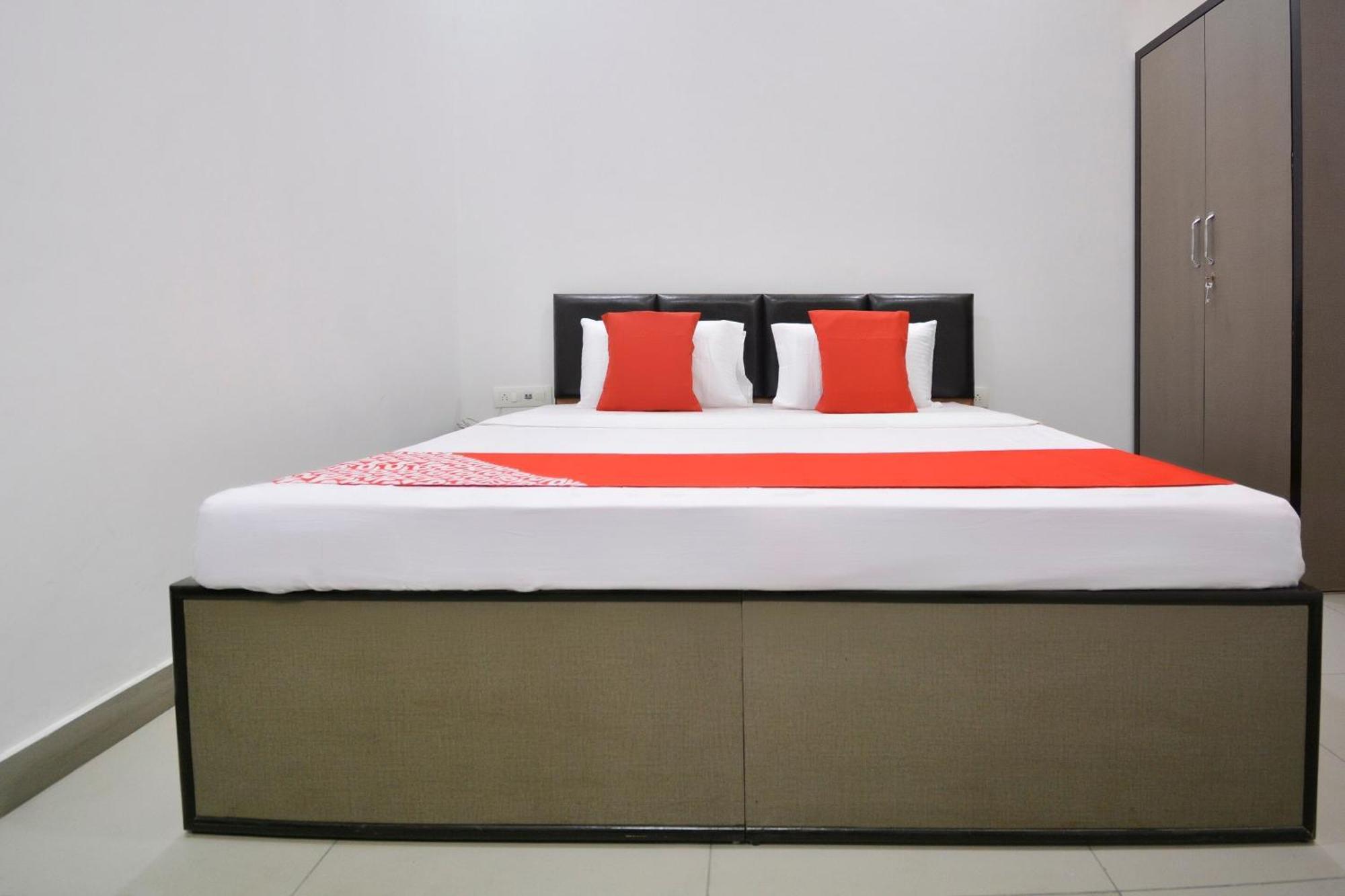 Hotel O White Solitaire Ludhiana Exterior photo